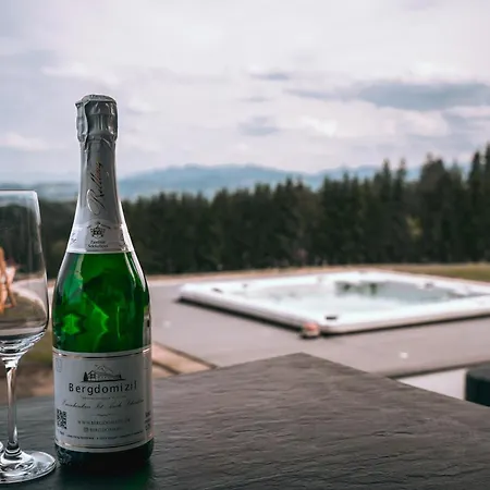 In Oberallgaeu Mit Grosser Terrasse *